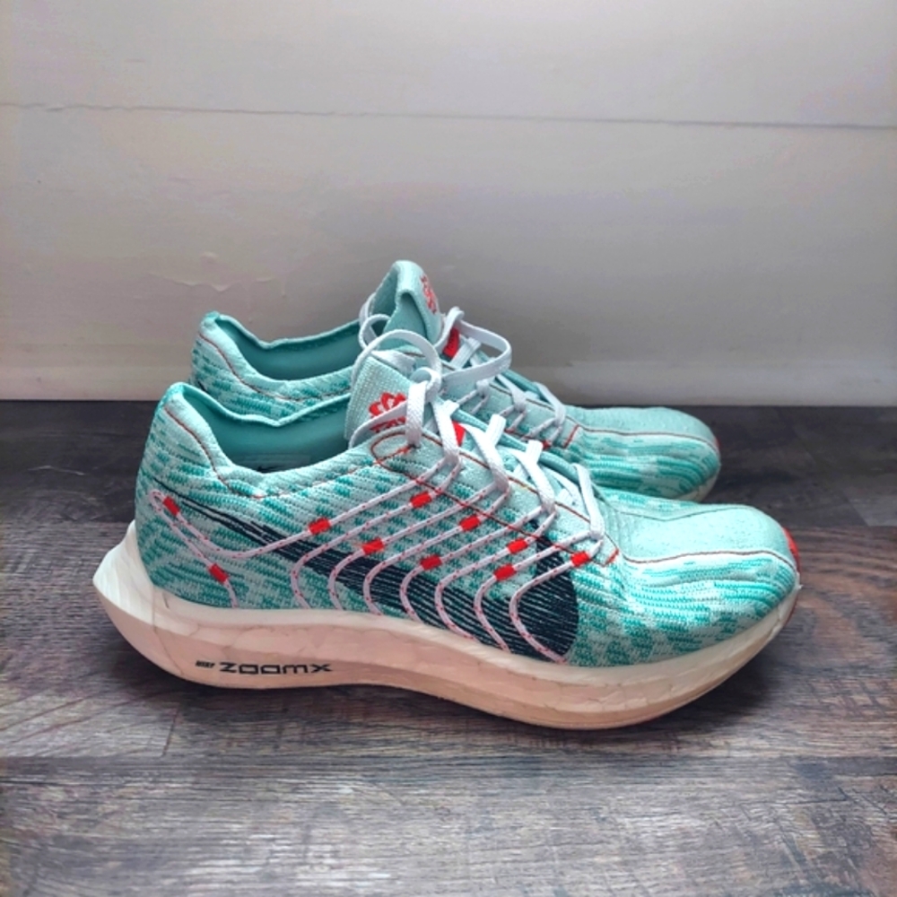 Nike Pegasus Turbo Jade Ice Womens Size 8